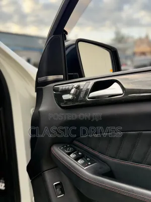 Mercedes-Benz GLE-Class 2017 Off white