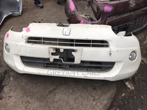 Toyota Passover and Suzuki Alto Nosecut