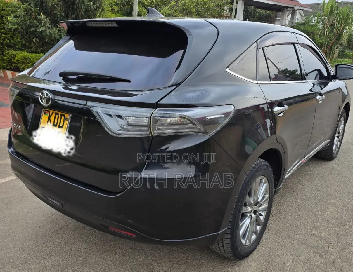 Toyota Harrier 2013 Black