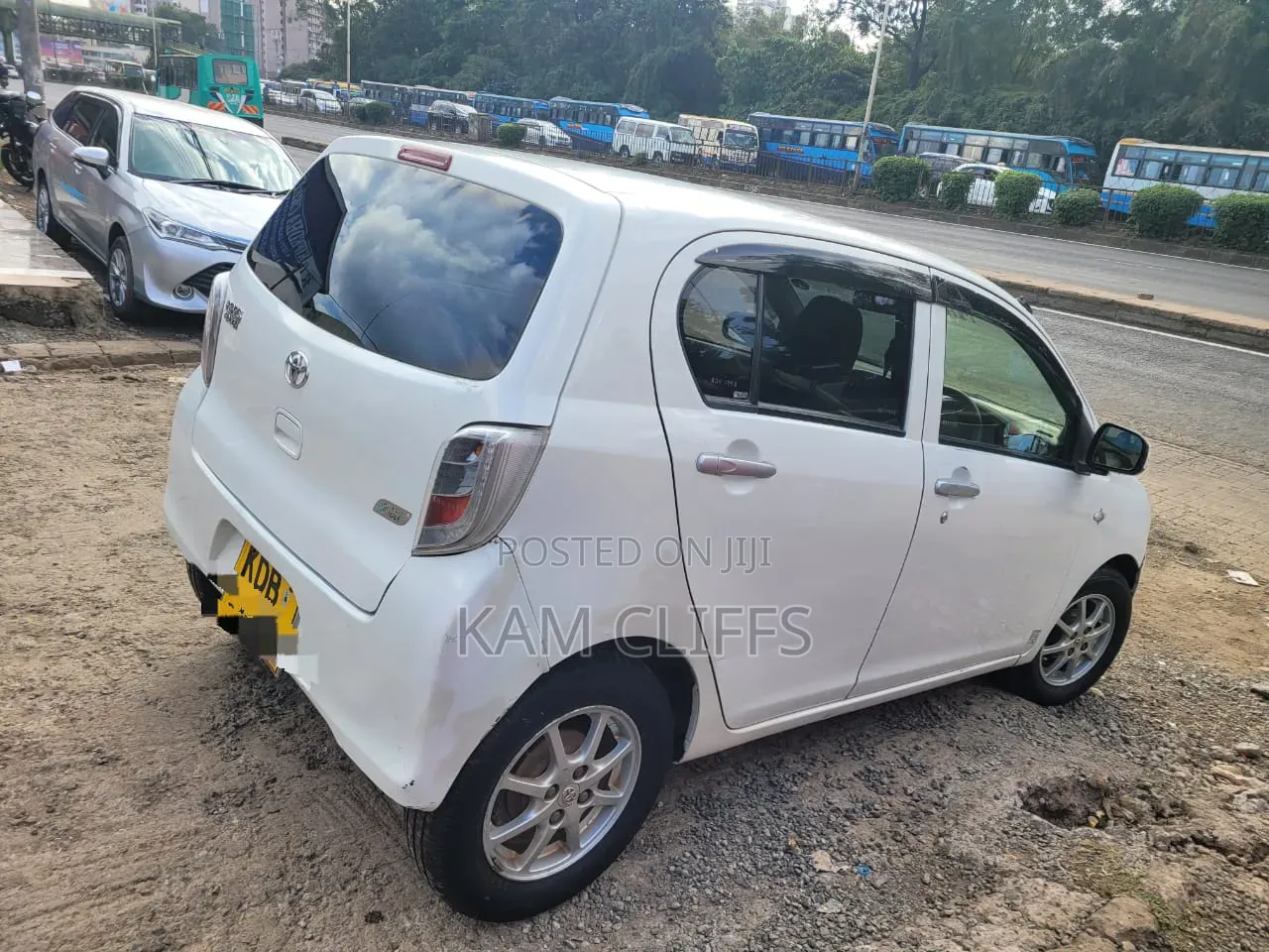Toyota Pixis 2014 Matt Black