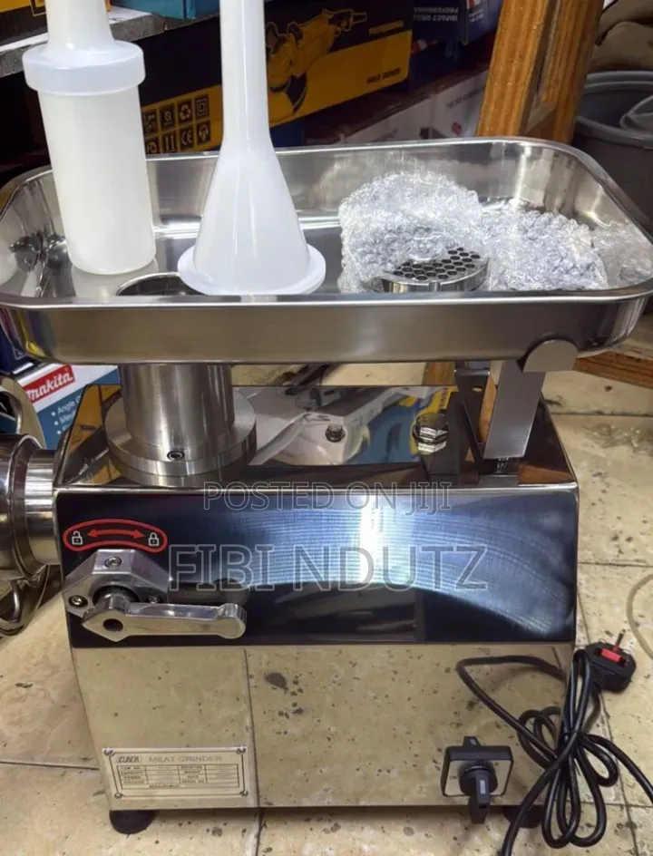 Quality Electric Meat Mincer M22 With Reverse Gear