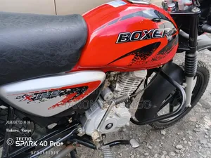 Bajaj Boxer X125 2026 Red