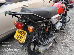 Bajaj Boxer X125 2026 Red