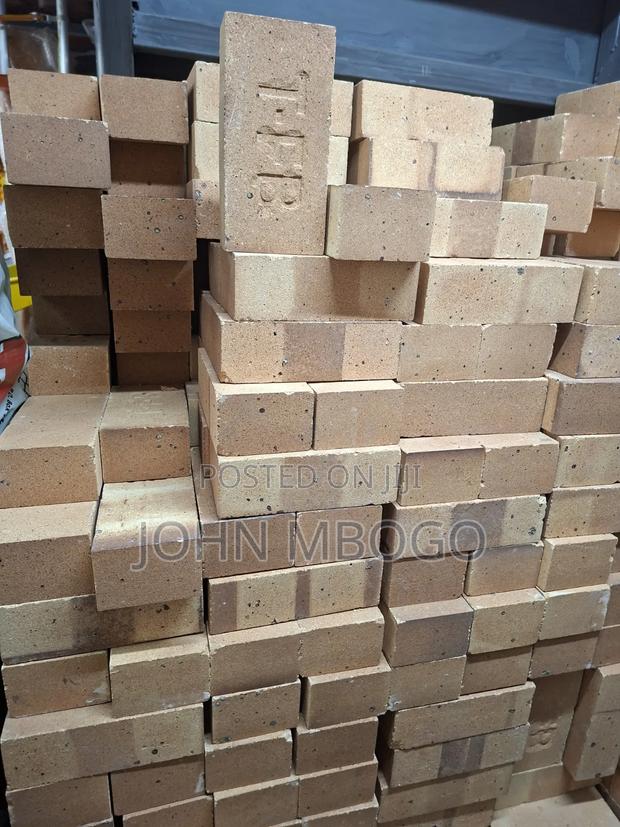 Fire Resistant Bricks - thumbnail 2