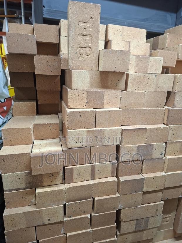 Fire Resistant Bricks - thumbnail 3