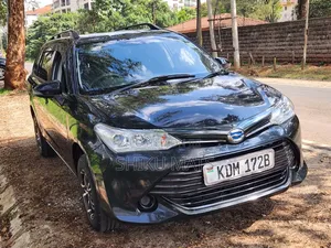 Toyota Corolla Fielder 2016