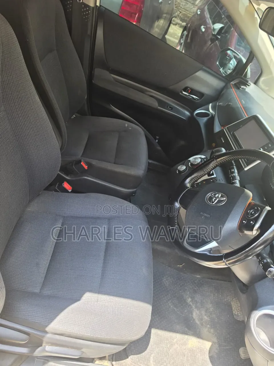 Toyota Sienta 2017 White