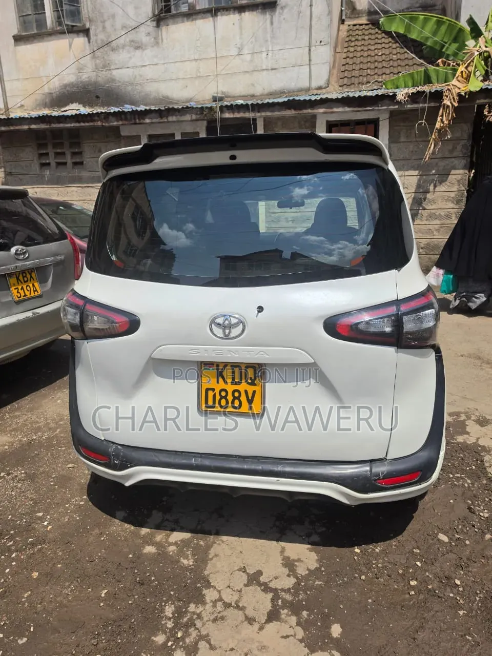 Toyota Sienta 2017 White