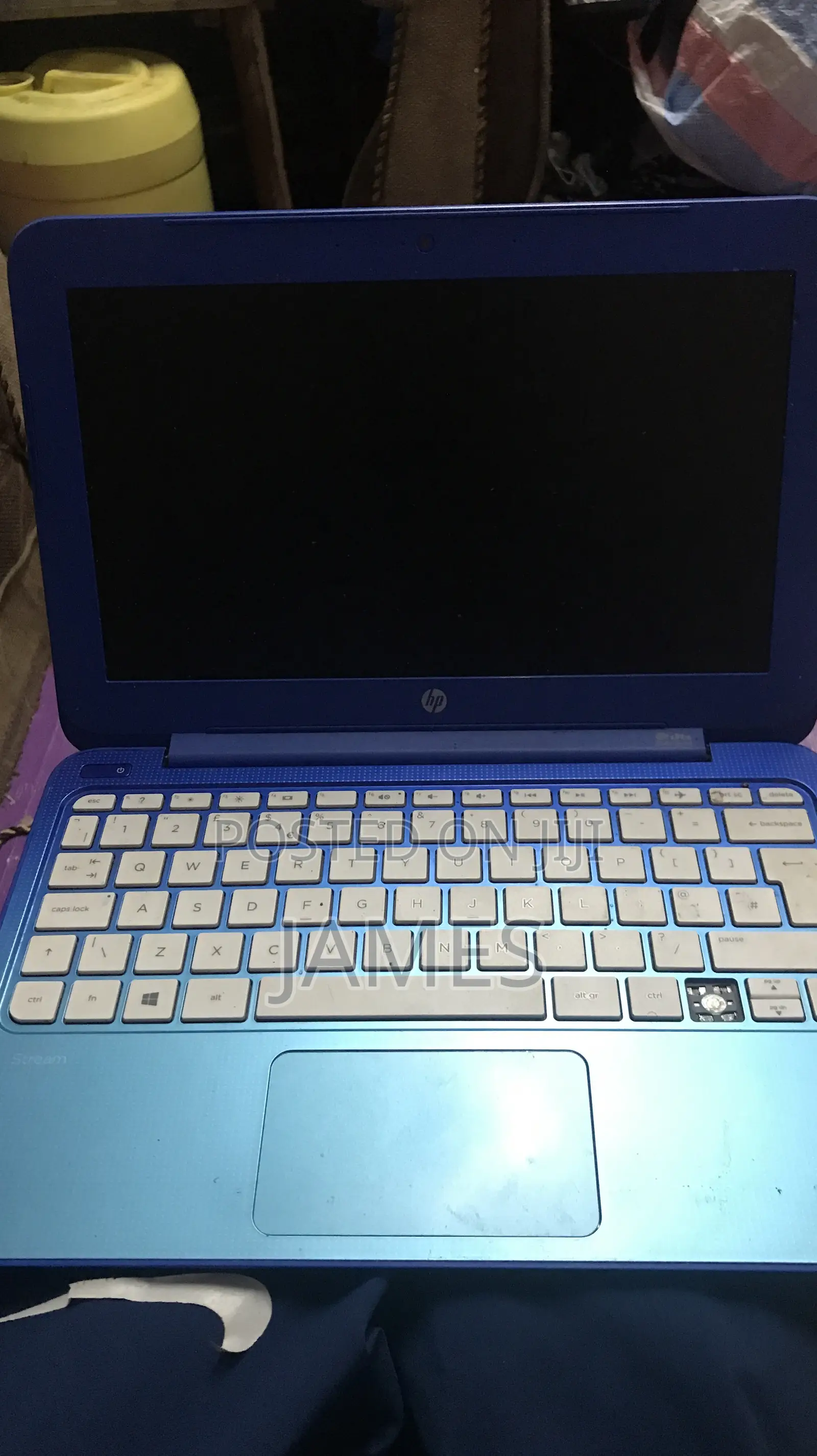 Laptop HP 17-3000 12GB Intel SSD 4T