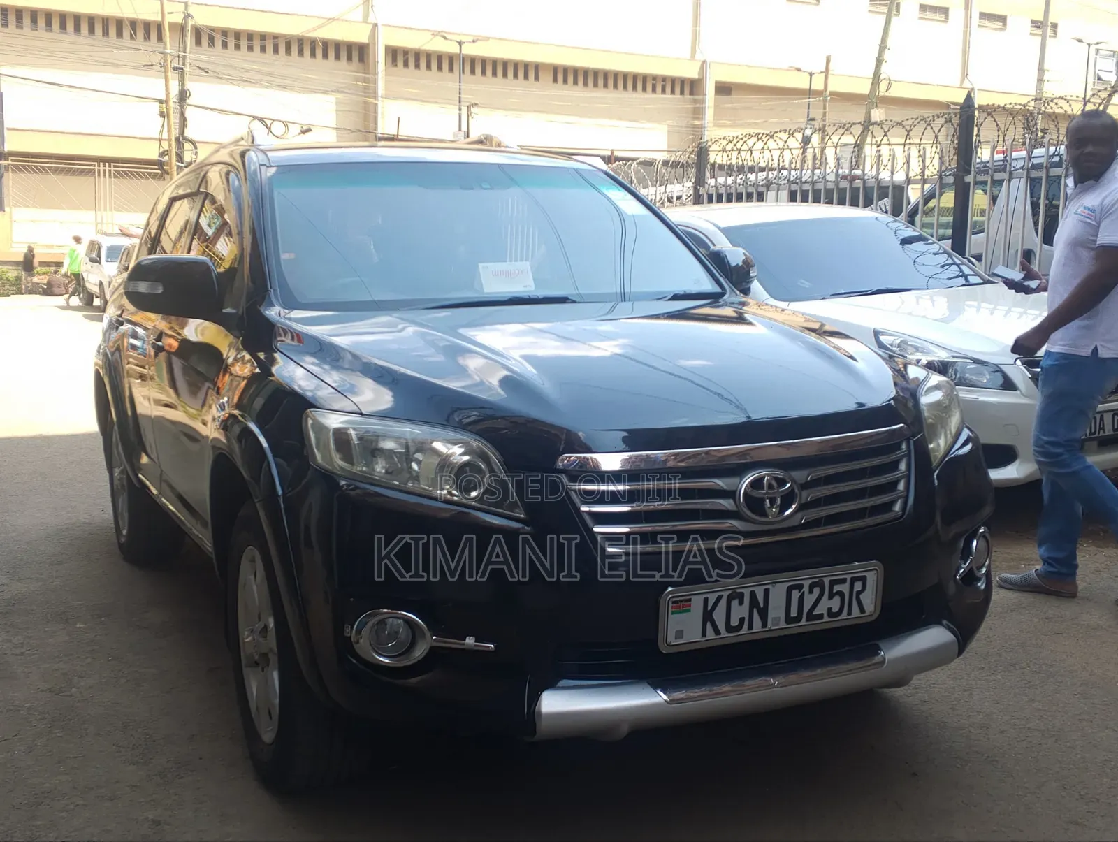 Toyota Vanguard 2011 Black
