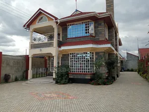 4bdrm Mansion in Blankets Estate for sale
