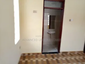 4bdrm Mansion in Blankets Estate for sale
