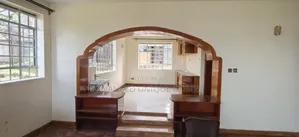 5bdrm Mansion in Milimani for rent
