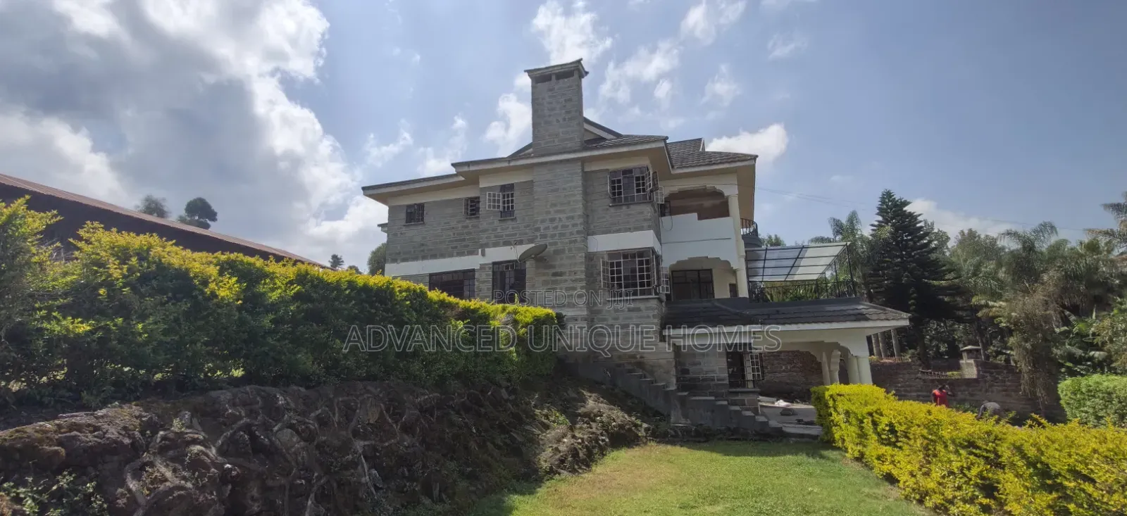 5bdrm Mansion in Milimani for rent