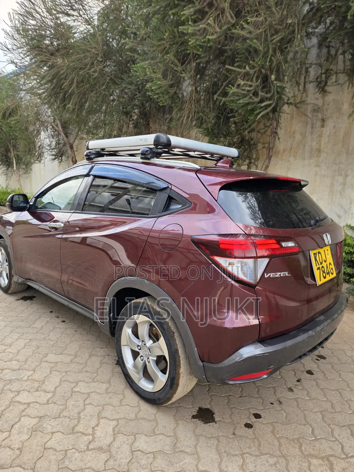 Honda Vezel 2015 Maroon
