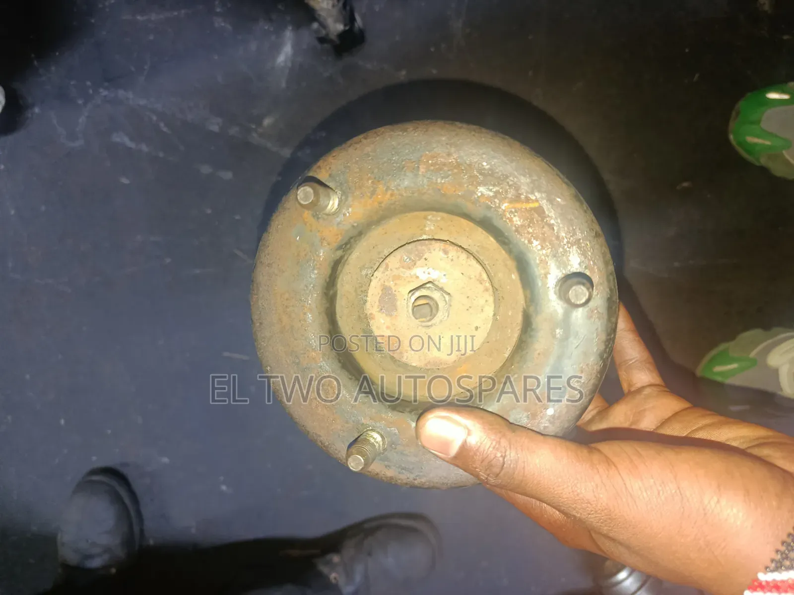Mitsubishi Pajero Sport Front Shocks
