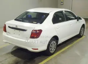 Toyota Axio 2019 Pearl