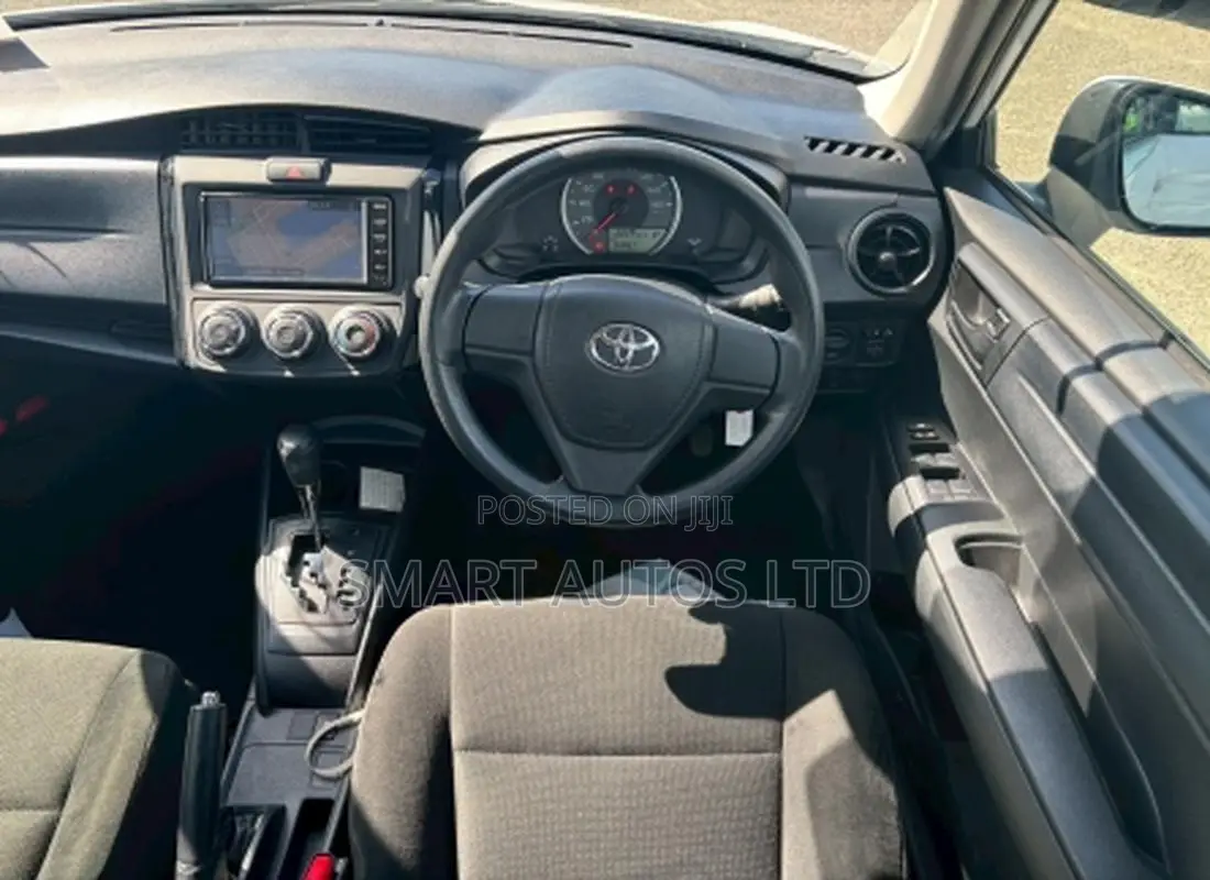 Toyota Axio 2019 Pearl