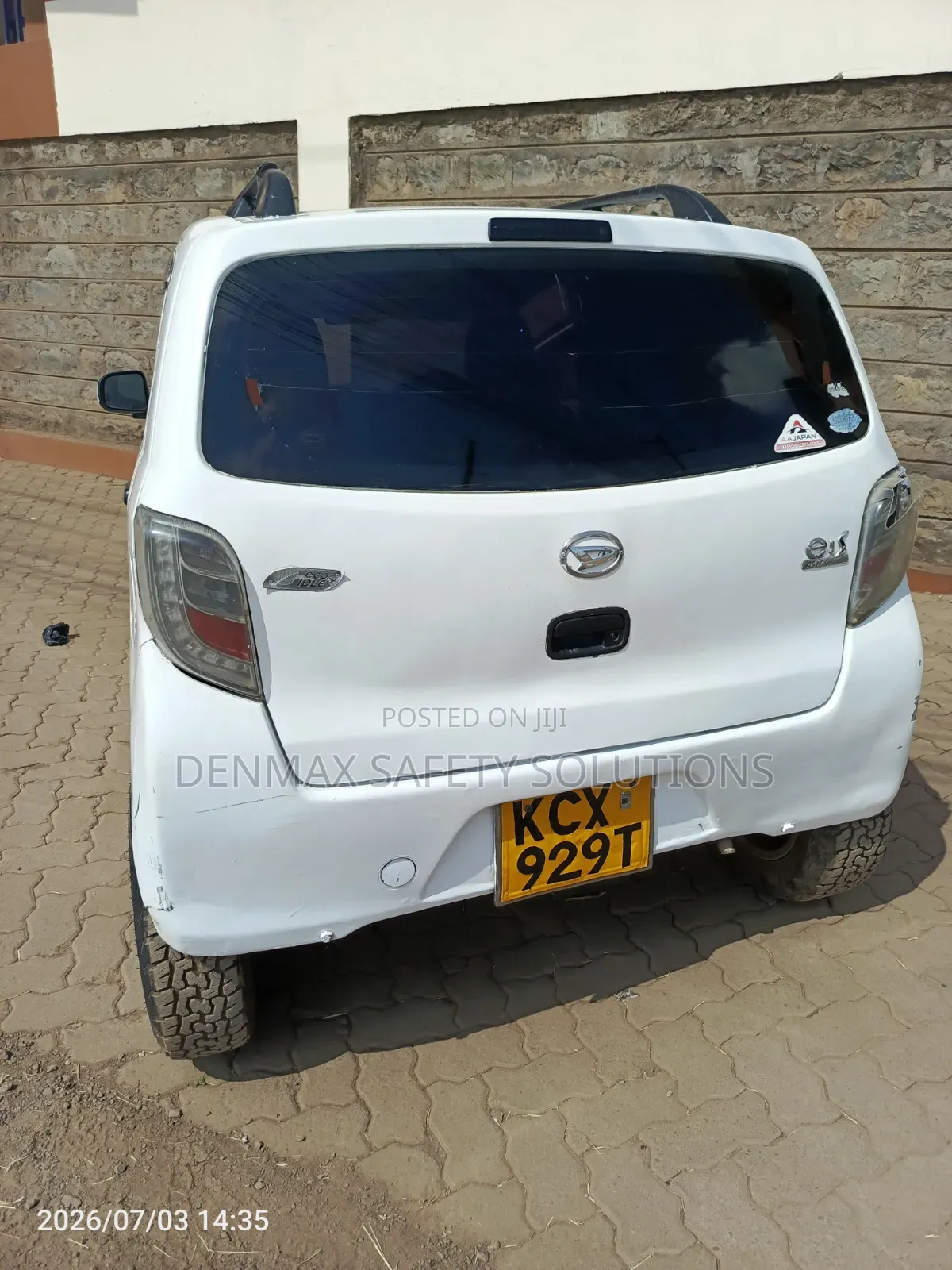 Daihatsu Mira 2012 White