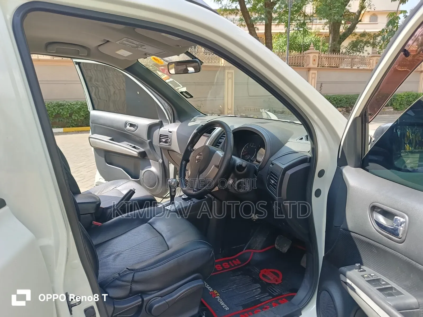 Nissan X-Trail 2011 White