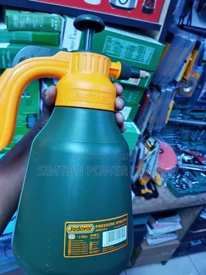 2.0l Jadever Pressure Sprayer