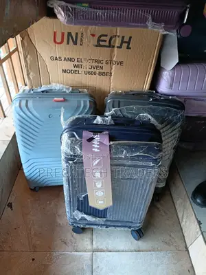 Compact Travel Suitcase With 360° Wheels