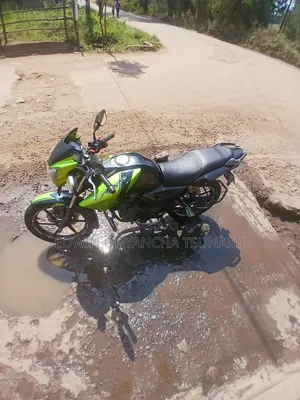 TVS Apache 160 4V 2014 Green