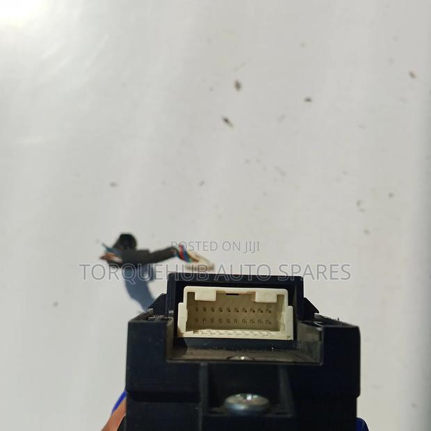 Toyota Corolla 2020 Window Switch - thumbnail 3