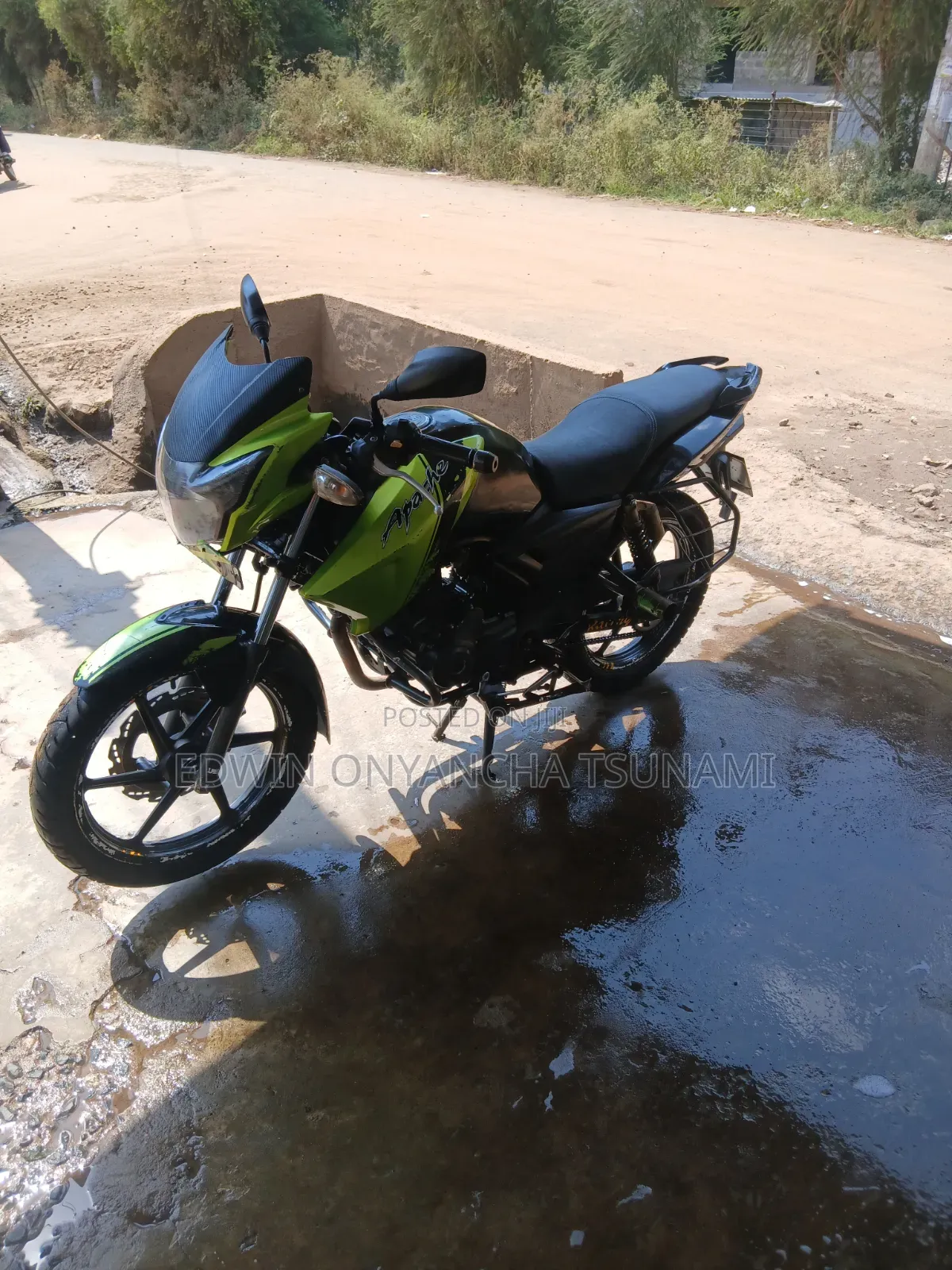 TVS Apache 160 4V 2014 Green