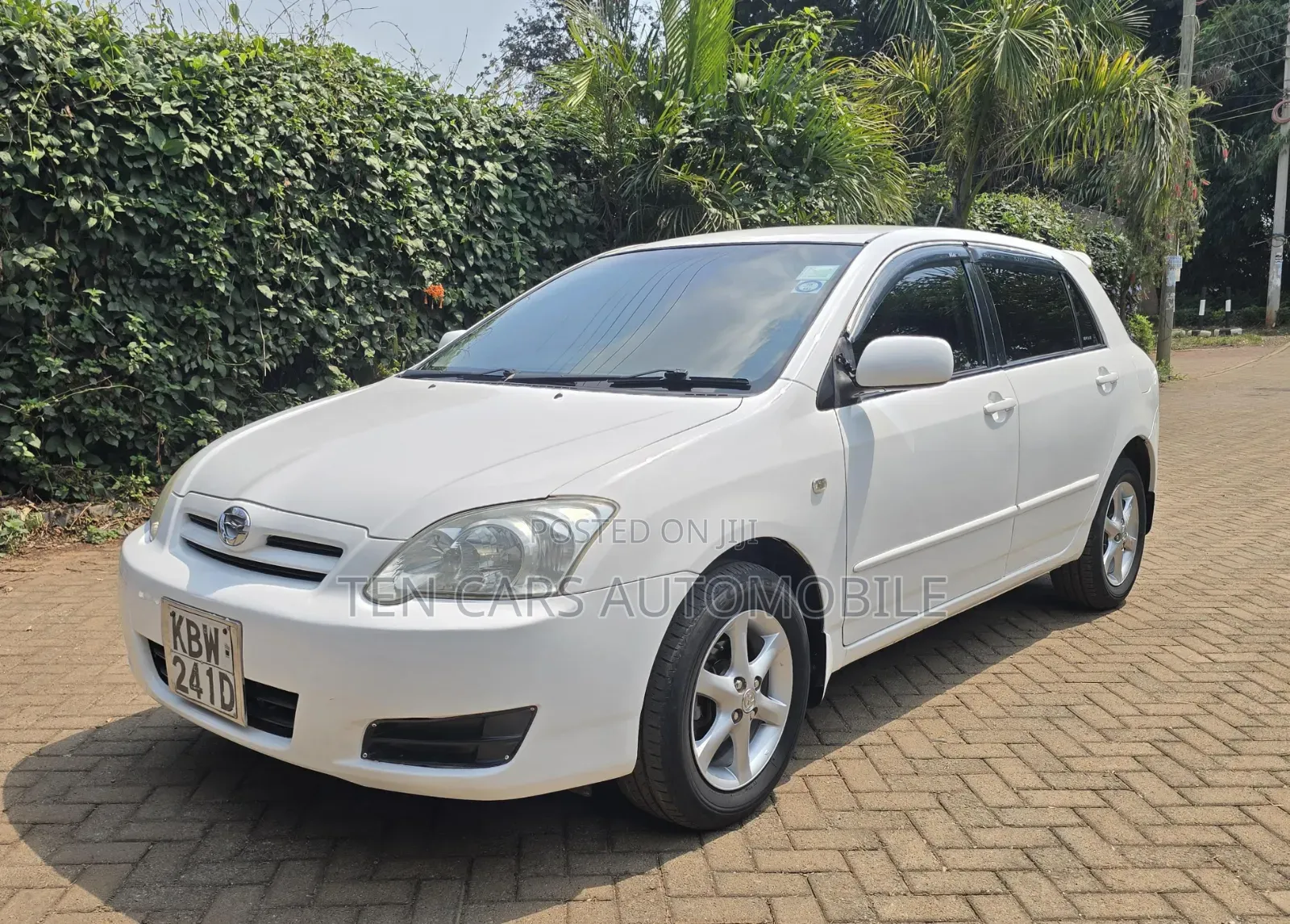 Toyota Corolla RunX 2006 White