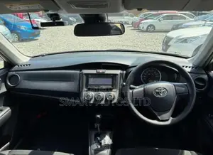 Toyota Axio 2020