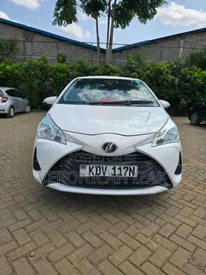 Toyota Vitz 2018 White