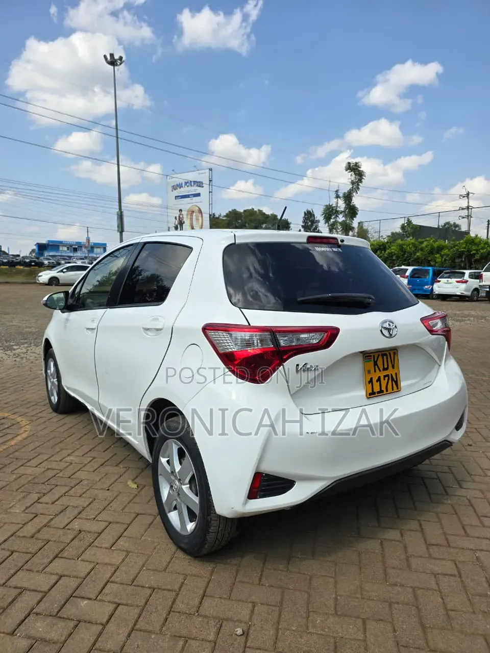 Toyota Vitz 2018 White