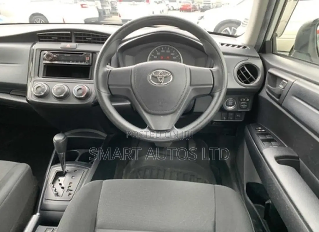 Toyota Axio 2021 Off white