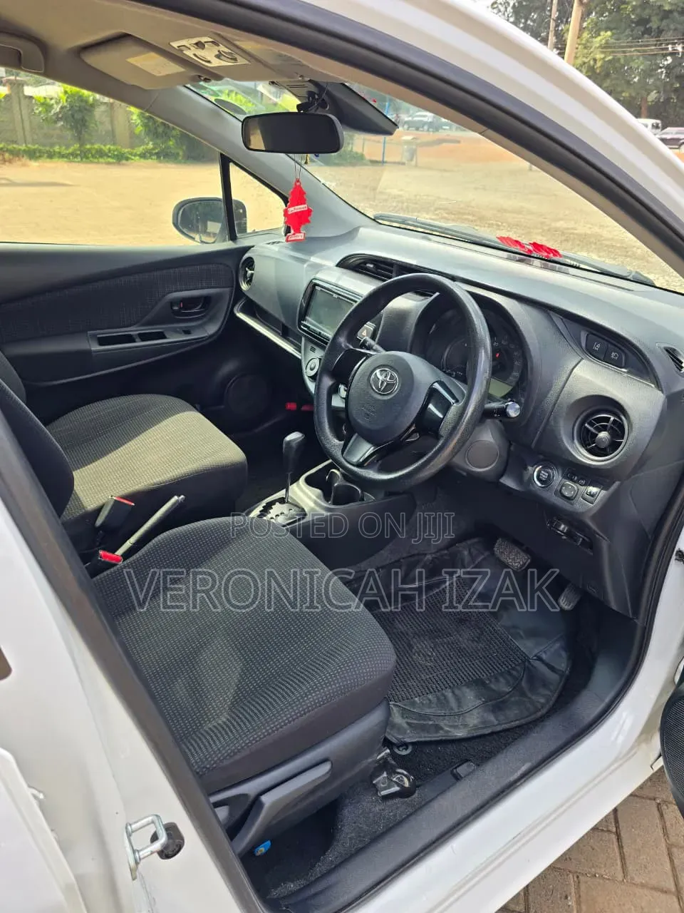 Toyota Vitz 2018 White
