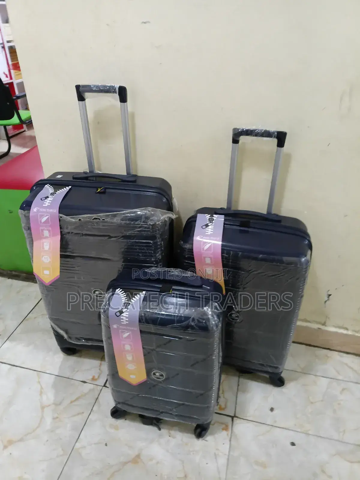 Suitcase Set Premium Hard Case Luggage Set – 3 Sizes