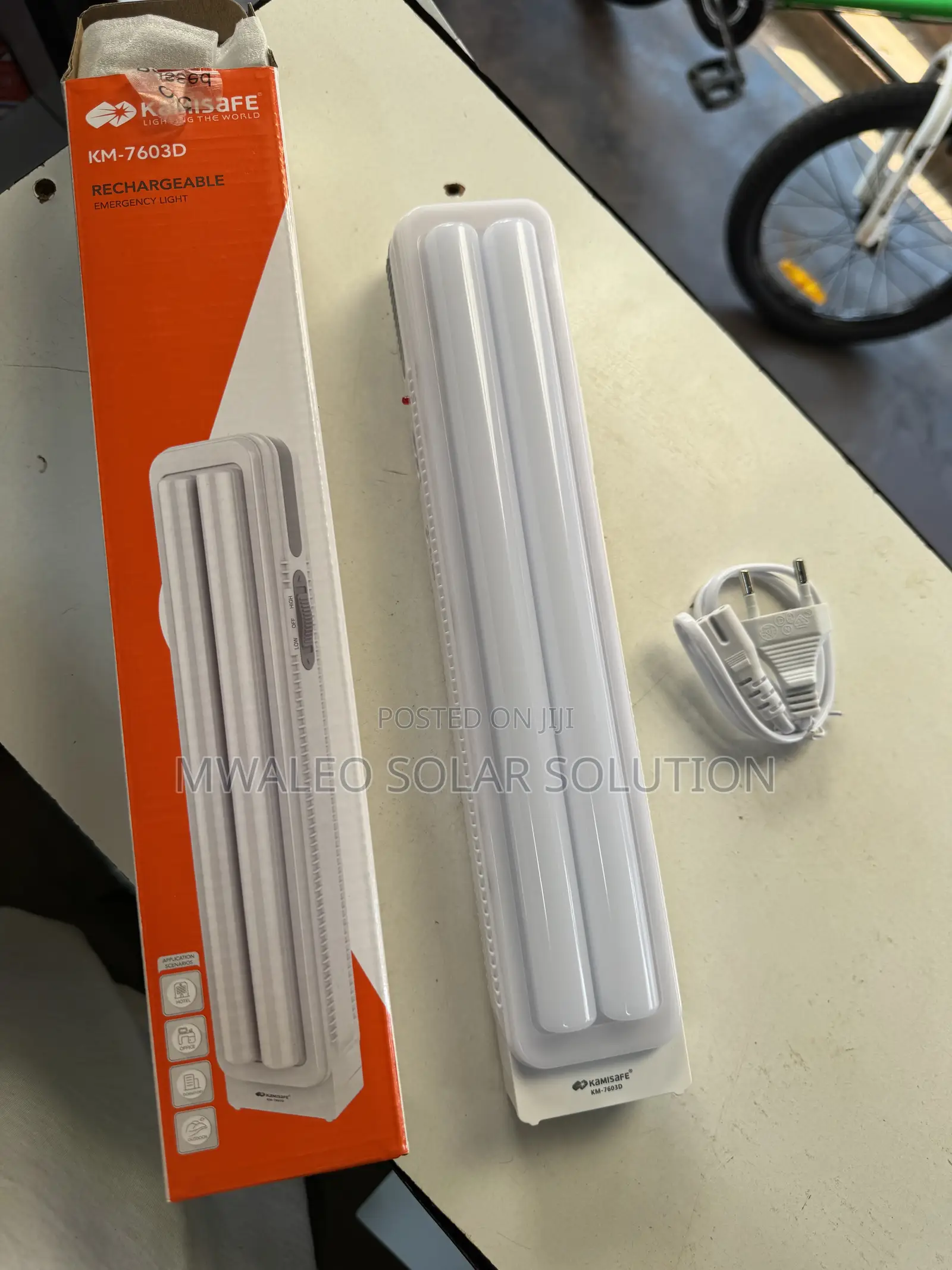 Reachable Emergency Light 7603d