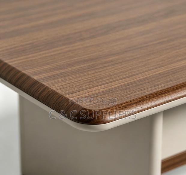 Director's Table-2.2 Meters - thumbnail 11