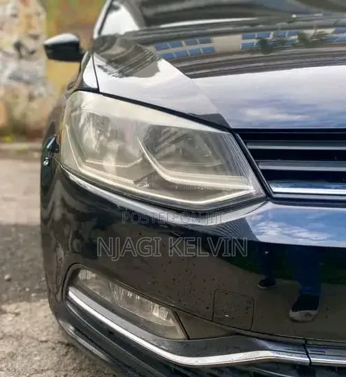 Volkswagen Polo 2015 Black