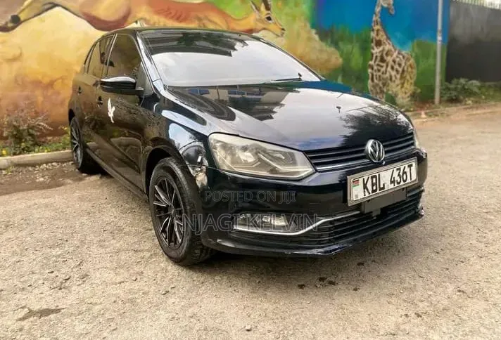 Volkswagen Polo 2015 Black