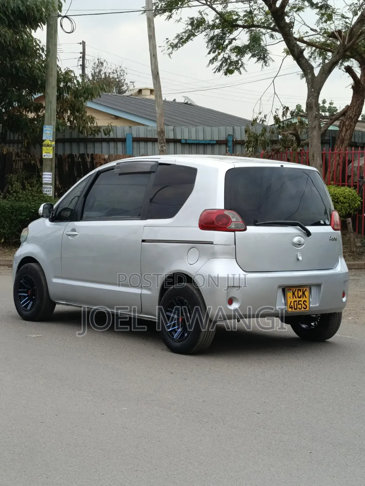Toyota Porte 2009 Silver