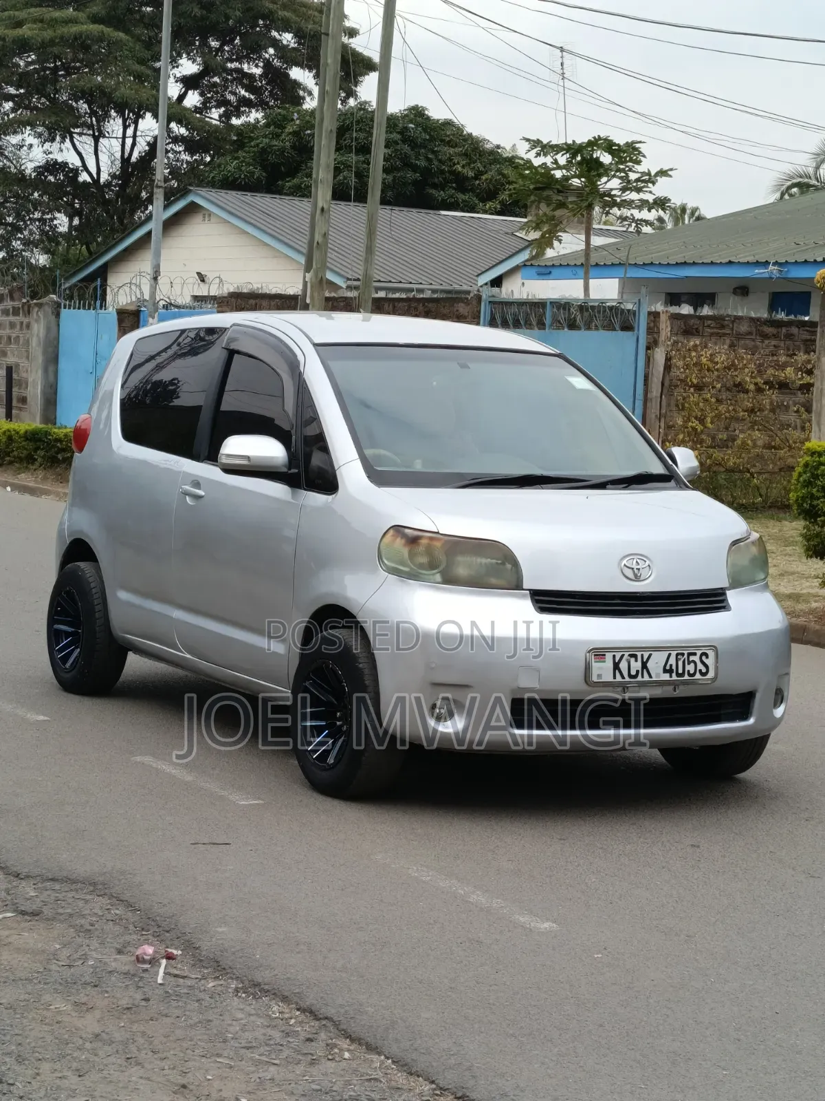 Toyota Porte 2009 Silver