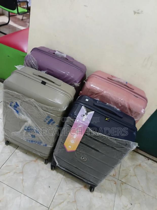 4-in-1 Rubber Travel Suitcase Set – 4 Wheels
