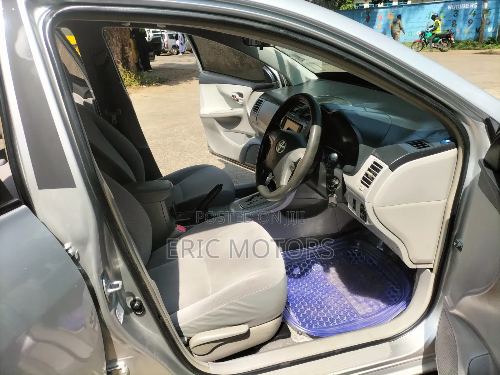 Toyota Axio 2012 Silver