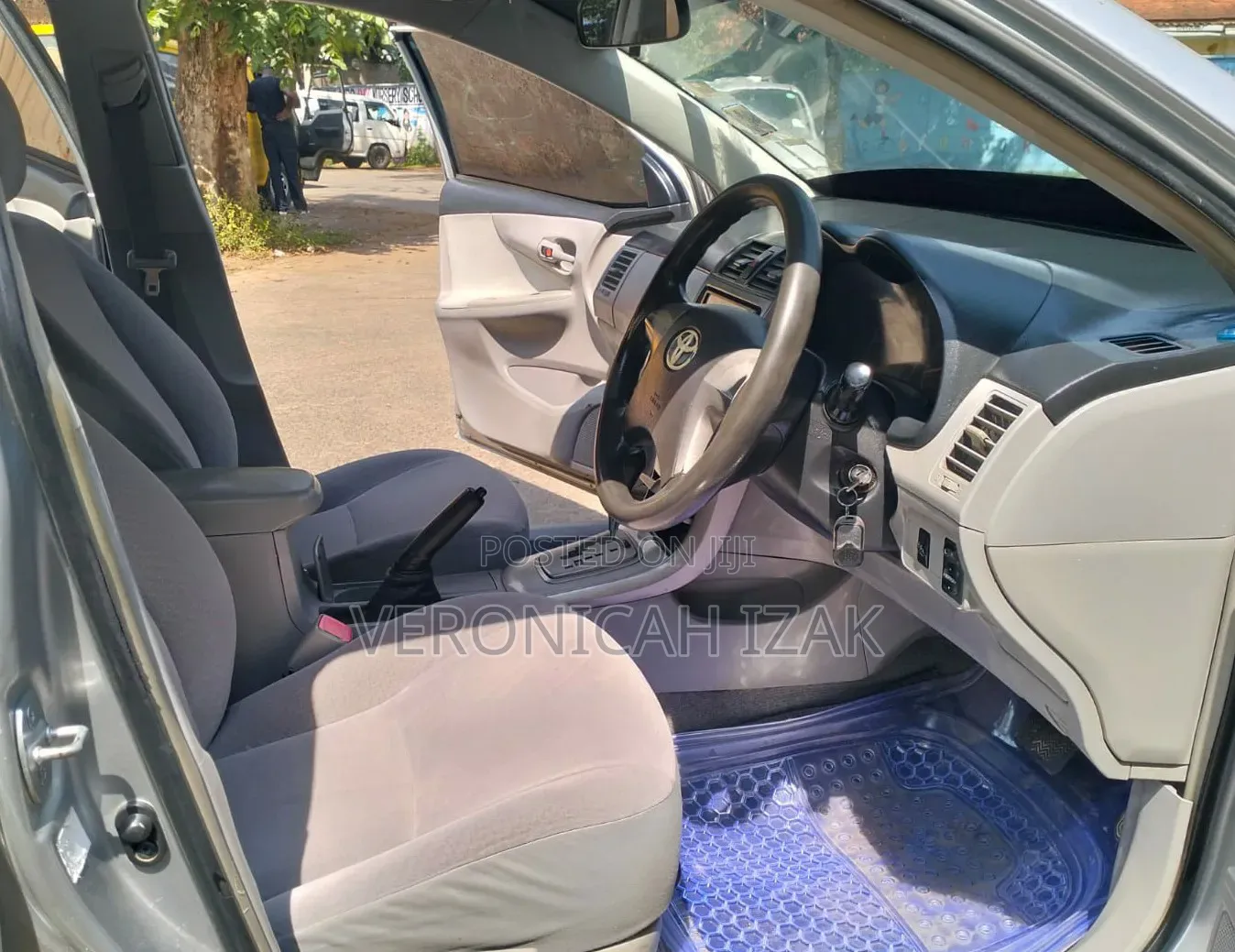 Toyota Axio 2012 Silver