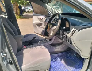 Toyota Axio 2012 Silver
