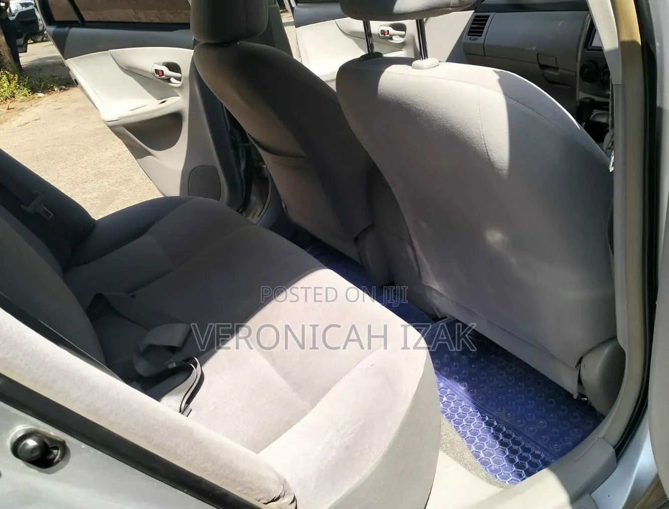 Toyota Axio 2012 Silver