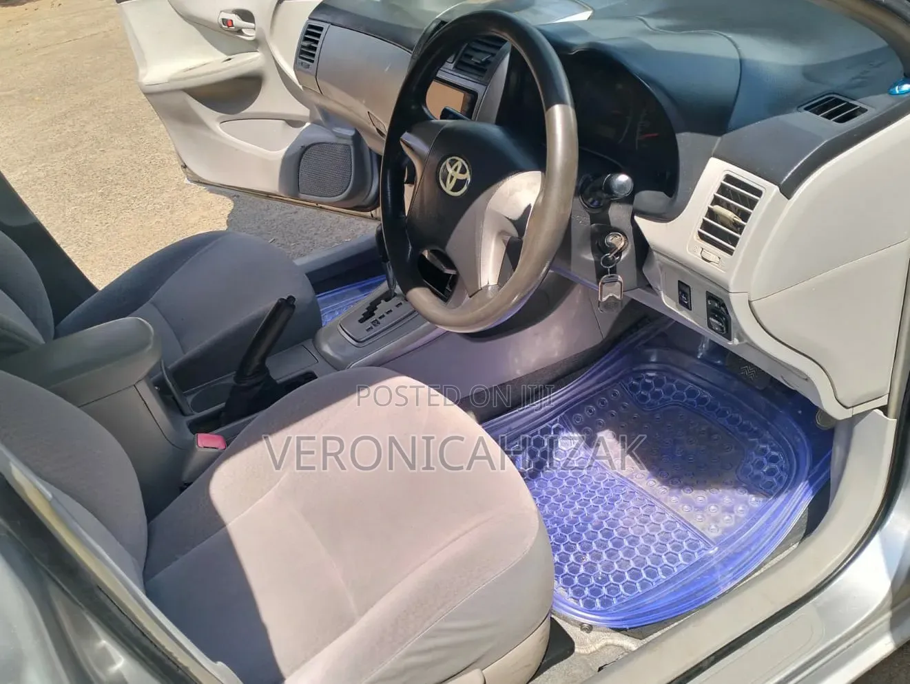 Toyota Axio 2012 Silver