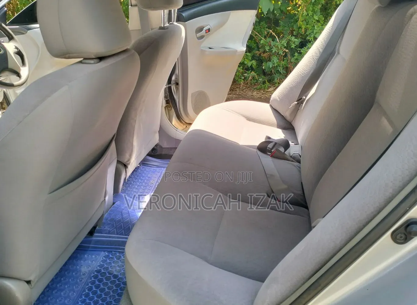 Toyota Axio 2012 Silver