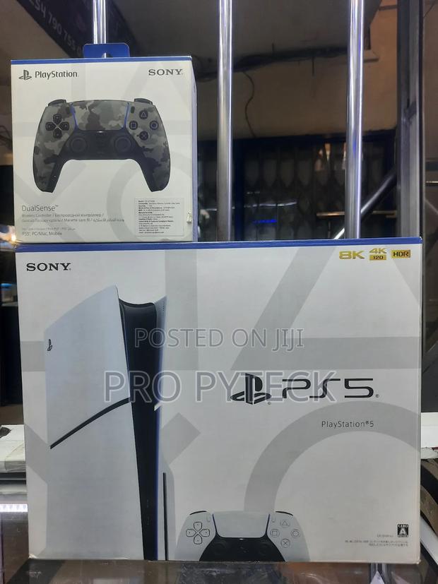 Ps5 Slim New With a New Customised Controller